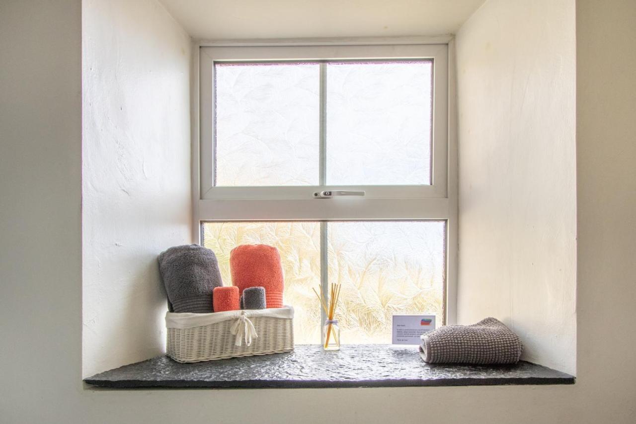 Blue Sky Cottage, Doolin Carrowauff Bagian luar foto