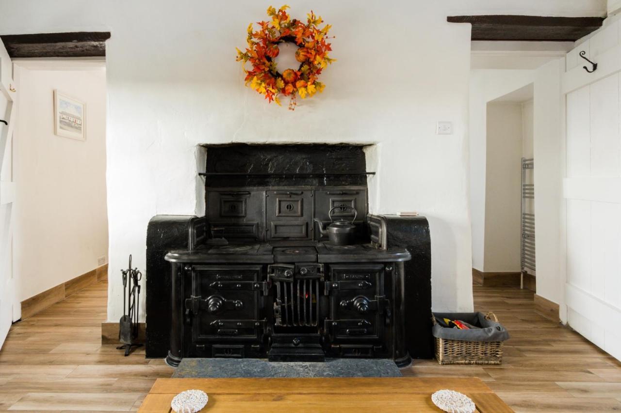 Blue Sky Cottage, Doolin Carrowauff Bagian luar foto
