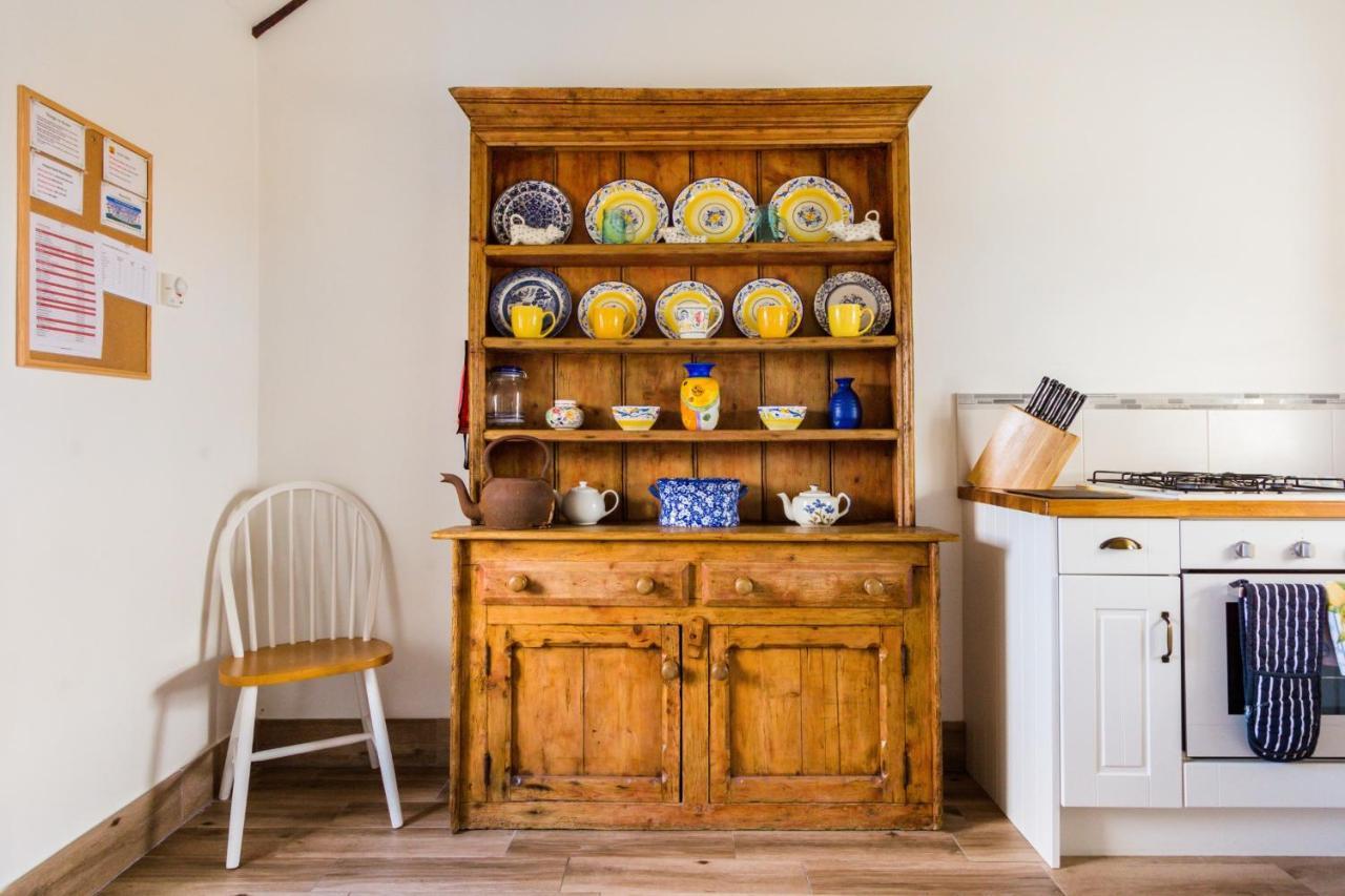 Blue Sky Cottage, Doolin Carrowauff Bagian luar foto