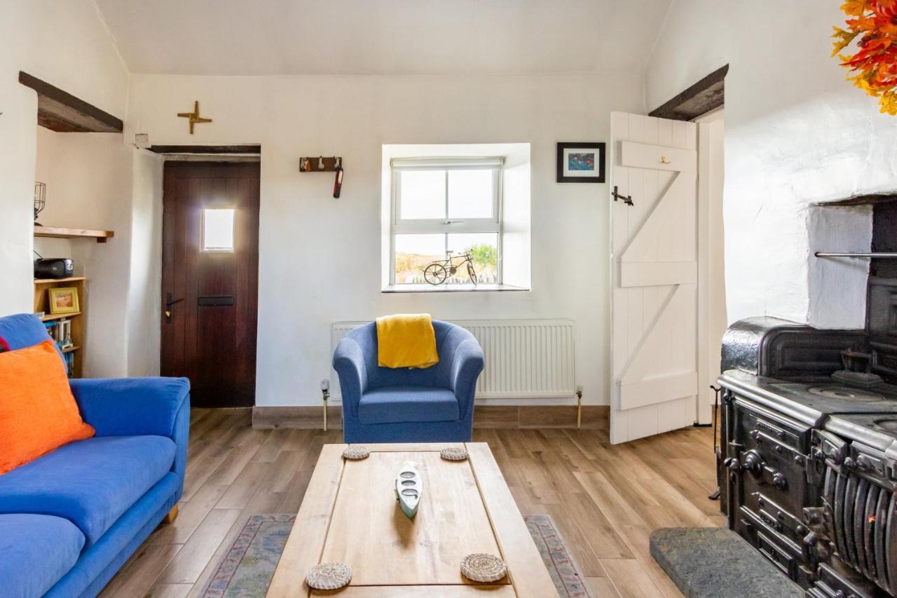 Blue Sky Cottage, Doolin Carrowauff Bagian luar foto